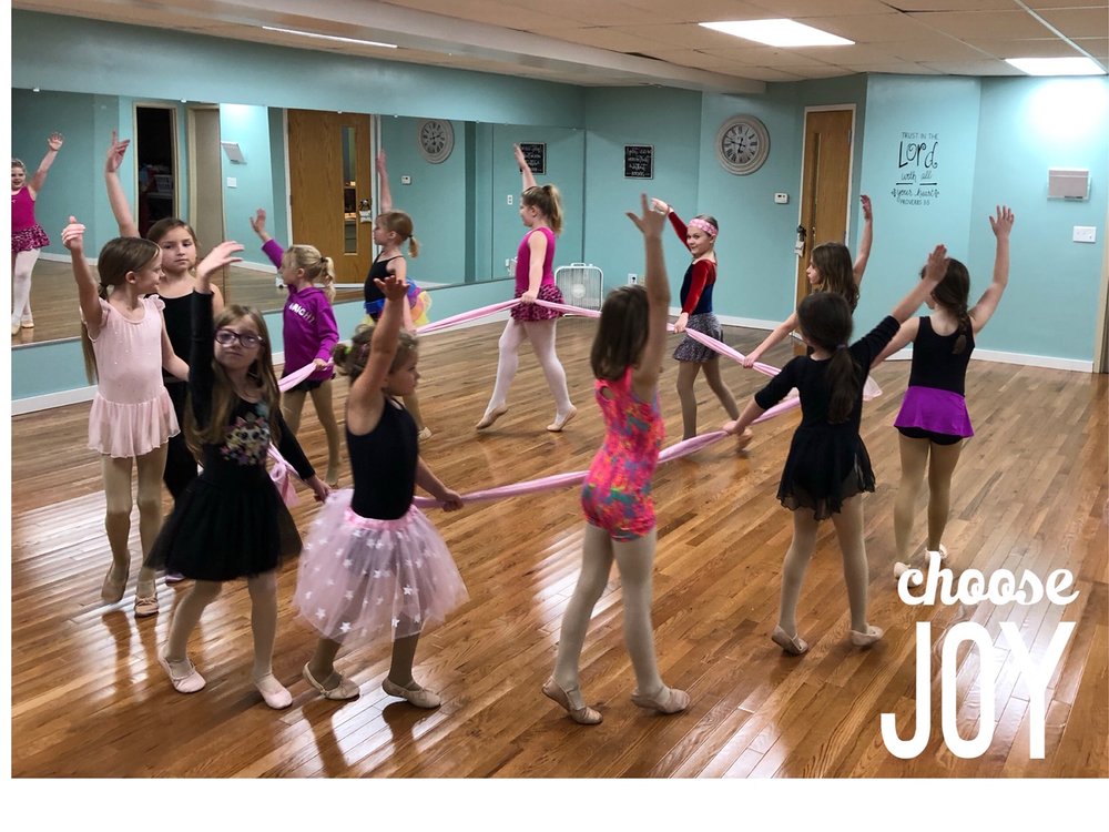 In His Steps Dance Studio, dance studio in Battle Creek, MI